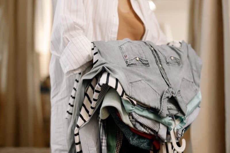 How to Refresh Your Closet on a Tight Budget: Easy Tips for a Stylish Wardrobe Makeover