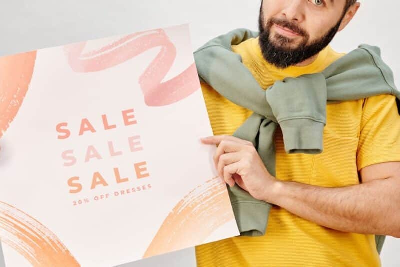 The Pros and Cons of Buying Fast Fashion to Save Money: Is It Worth the Trade-Off?
